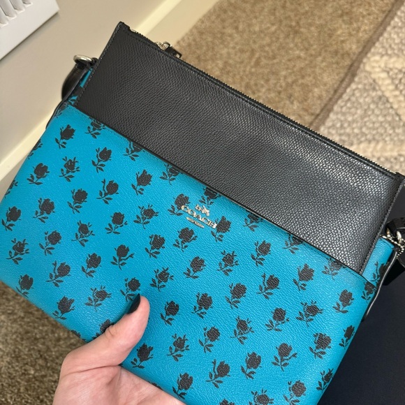NWT! COACH Turquoise Black Floral East West Crossbody with Pop Up Pouch F38159 - Picture 8 of 8